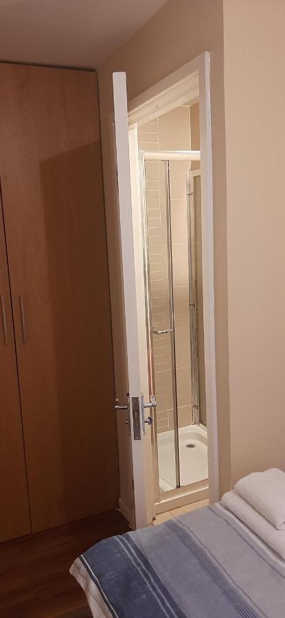 Delightful Home Stay - Double Ensuiteroom. Glasgow Zewnętrze zdjęcie