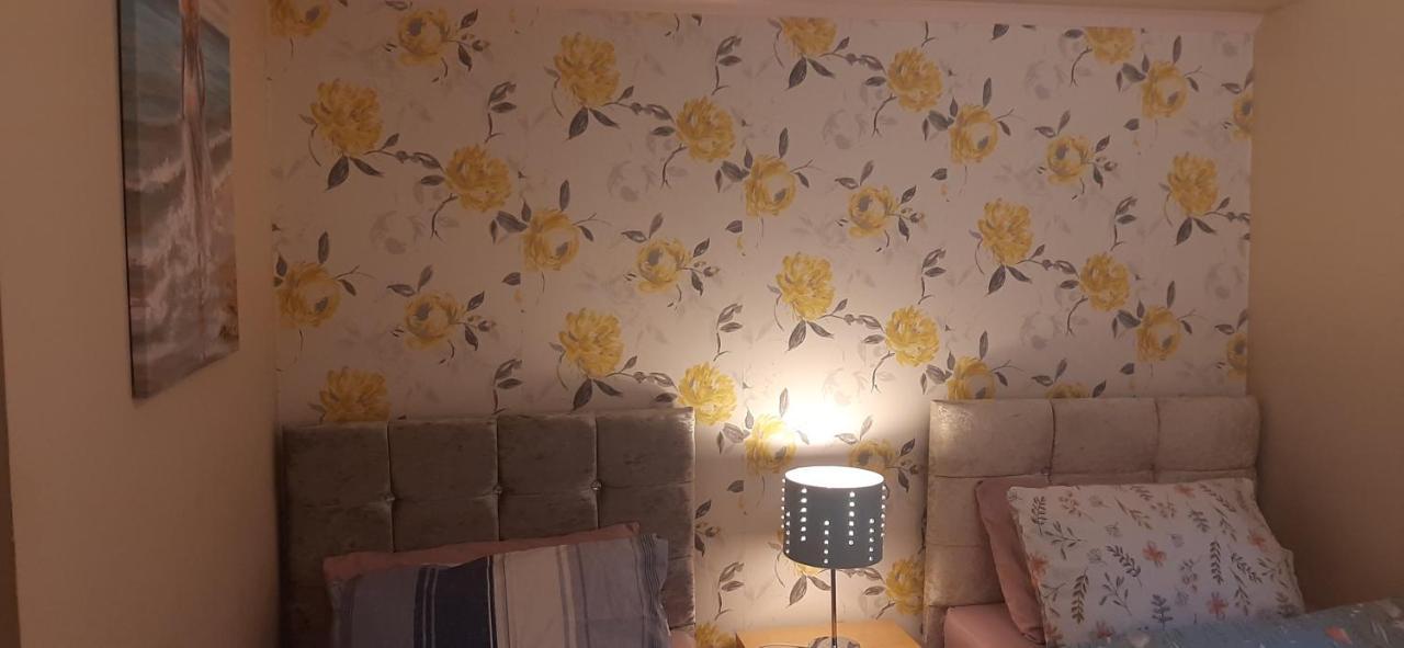 Delightful Home Stay - Double Ensuiteroom. Glasgow Zewnętrze zdjęcie